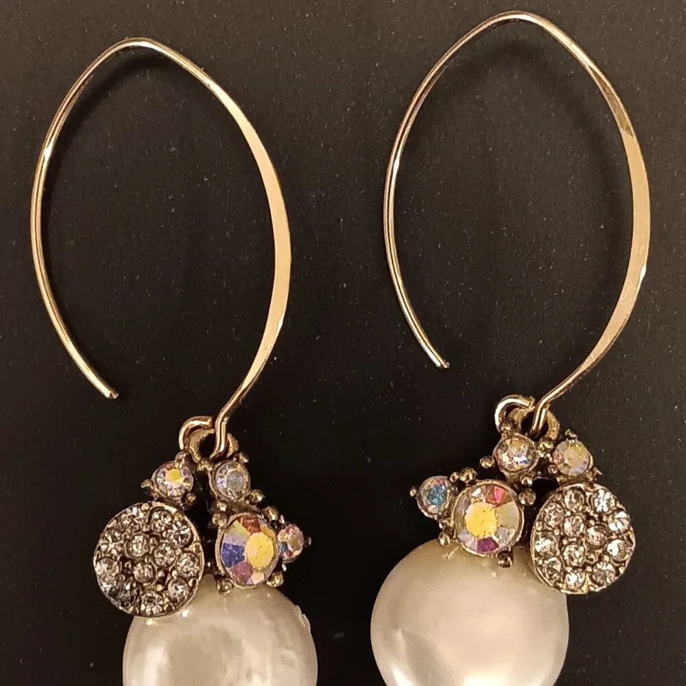 Gorgeous rhinestone pearl cluster earrings with gold filled ear hooks - Picture 4 of 5